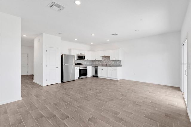 5913 PINEY SHRUB PLACE, St Cloud, FL 34771