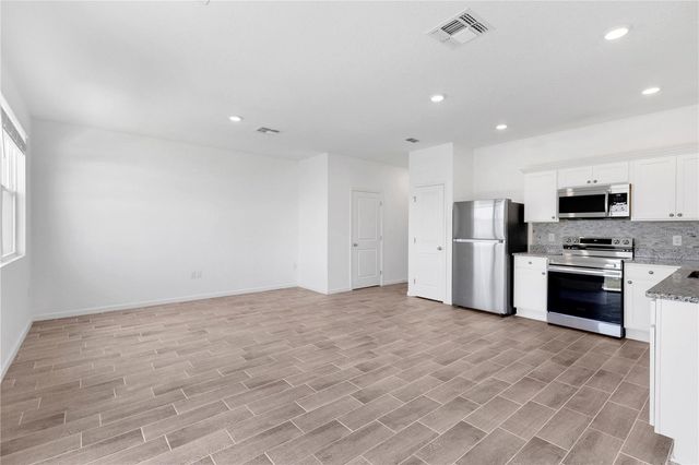5913 PINEY SHRUB PLACE, St Cloud, FL 34771