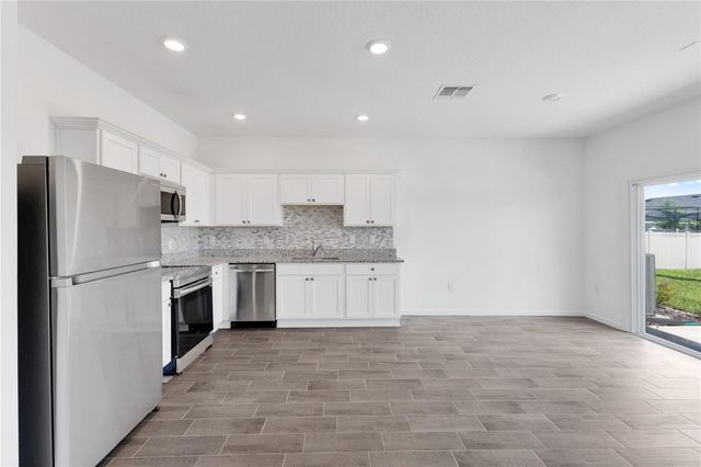 5913 PINEY SHRUB PLACE, St Cloud, FL 34771