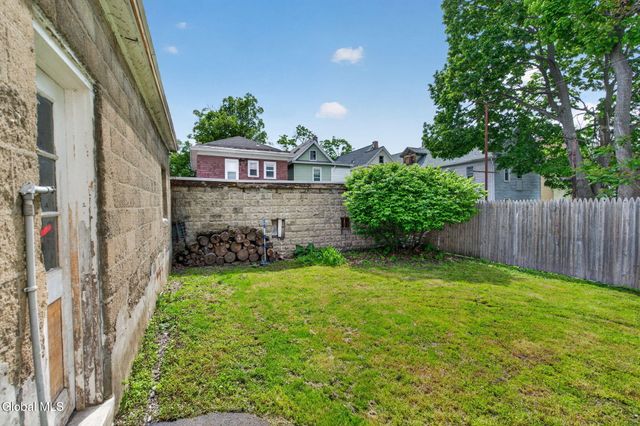 446 Yates Street, Albany, NY 12208