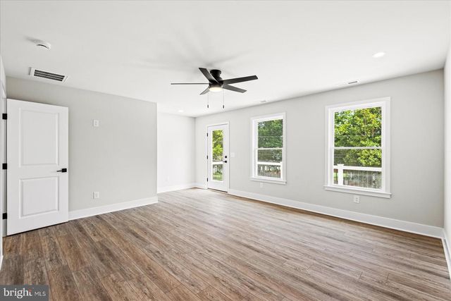 700 TAGGART ST, Colonial Beach, VA 22443