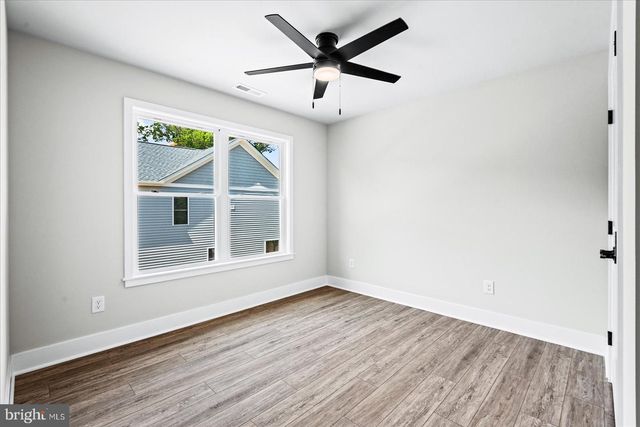 700 TAGGART ST, Colonial Beach, VA 22443