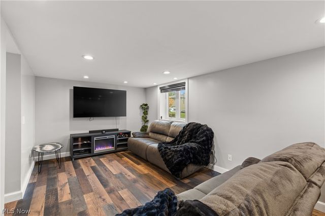 2610 Cherry Avenue, Steubenville, OH 43952