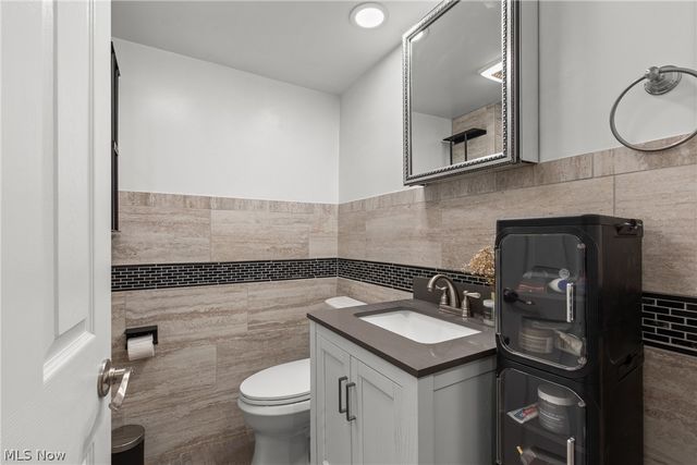 2610 Cherry Avenue, Steubenville, OH 43952
