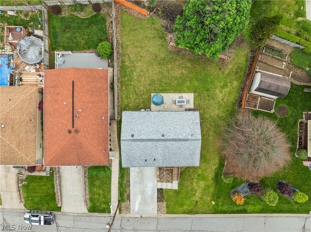 2610 Cherry Avenue, Steubenville, OH 43952