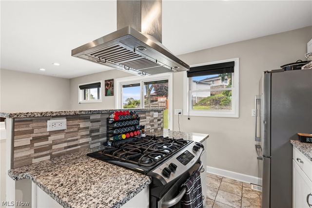 2610 Cherry Avenue, Steubenville, OH 43952