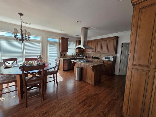 1800 Brandie Elaine Avenue, Snellville, GA 30078