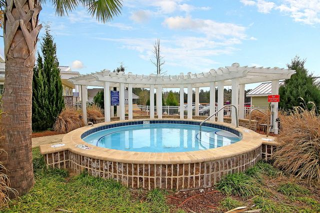3121 Cross Vine Lane, Summerville, SC 29483