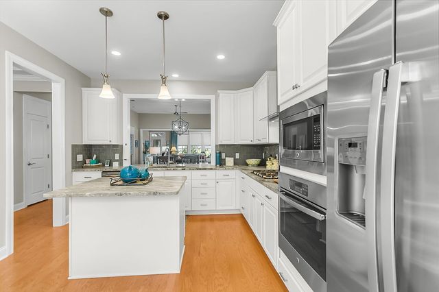 3121 Cross Vine Lane, Summerville, SC 29483