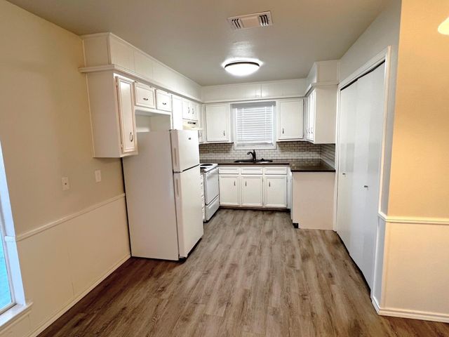 7504 Ave W, A, Lubbock, TX 79423