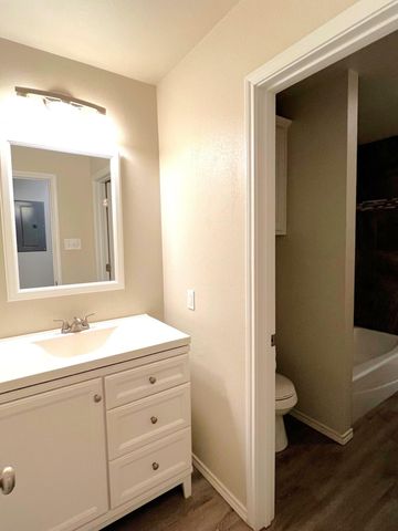 7504 Ave W, A, Lubbock, TX 79423