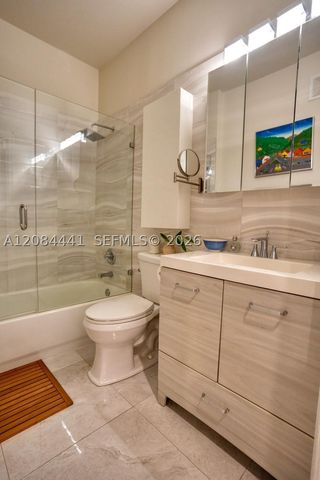 2706 Kinsington Cir 23-2, Weston, FL 33332