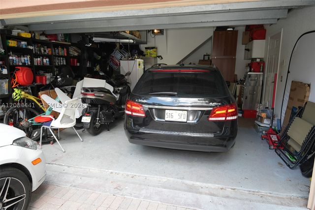 2706 Kinsington Cir 23-2, Weston, FL 33332