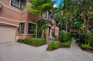 2706 Kinsington Cir 23-2, Weston, FL 33332