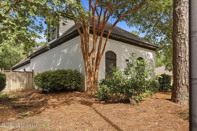 520 Heatherstone Court, Ridgeland, MS 39157
