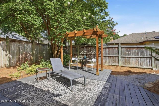 520 Heatherstone Court, Ridgeland, MS 39157