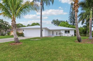 2699 SE Caladium Avenue, Port St Lucie, FL 34952