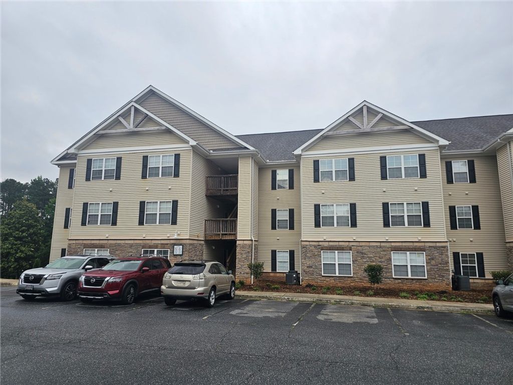 402 Lookover Drive, Anderson, SC 29621