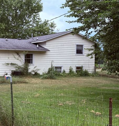 54539 Buckhorn Road, Three Rivers, MI 49093