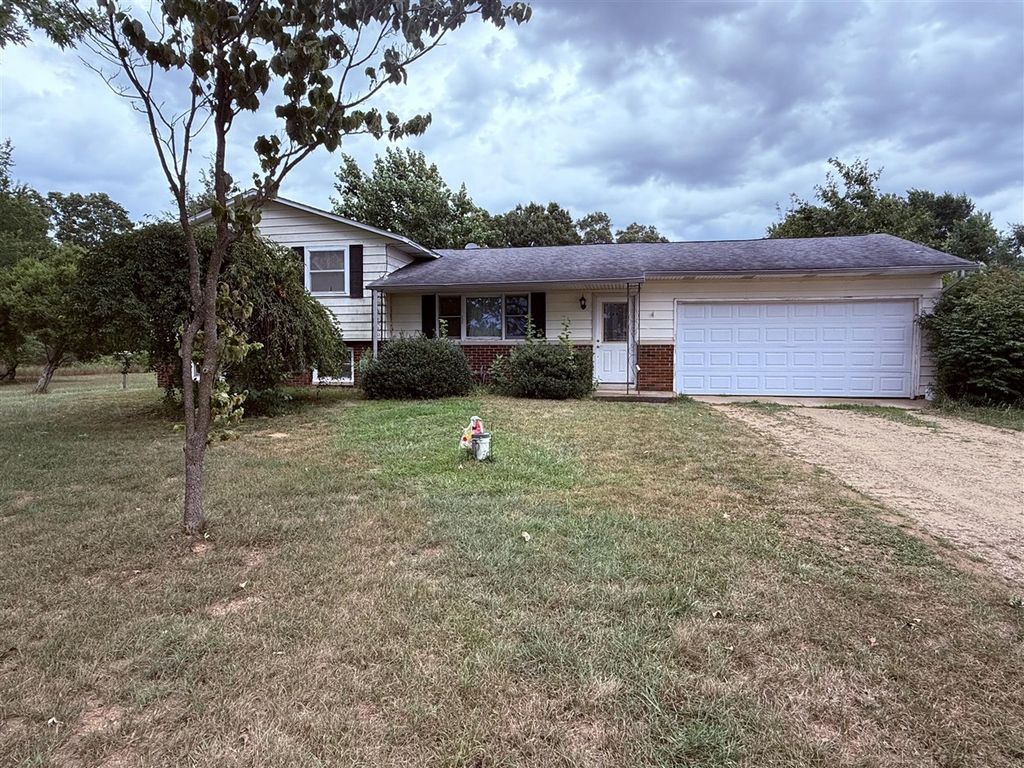 54539 Buckhorn Road, Three Rivers, MI 49093