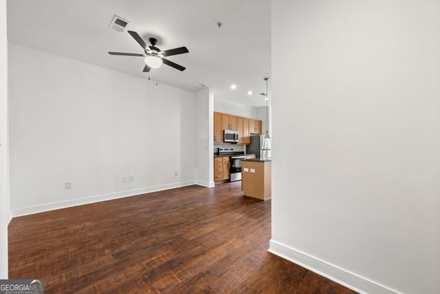 425 CHAPEL Street SW 1211, Atlanta, GA 30313