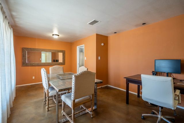 3320 W Dengar Ave, Midland, TX 79707