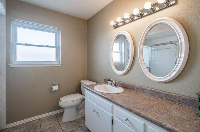 3320 W Dengar Ave, Midland, TX 79707