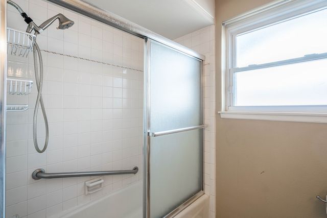 3320 W Dengar Ave, Midland, TX 79707