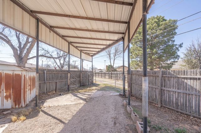 3320 W Dengar Ave, Midland, TX 79707