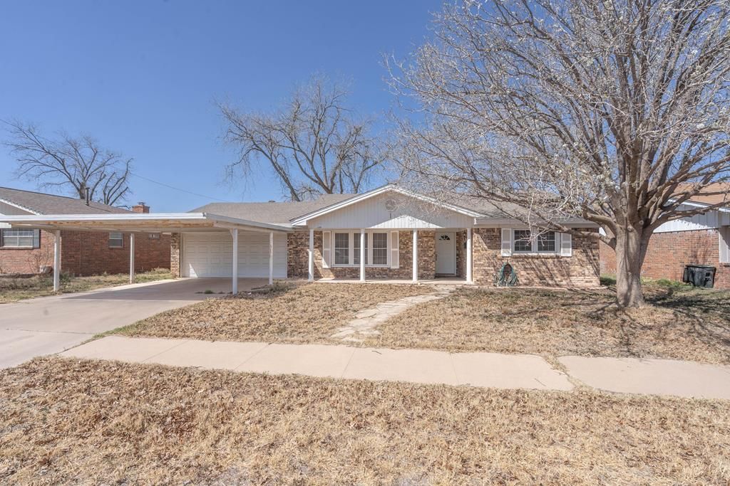 3320 W Dengar Ave, Midland, TX 79707
