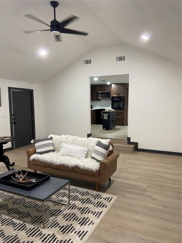 9167 Conner Rd Road, Washington, TX 77880