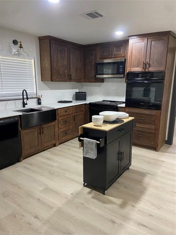 9167 Conner Rd Road, Washington, TX 77880