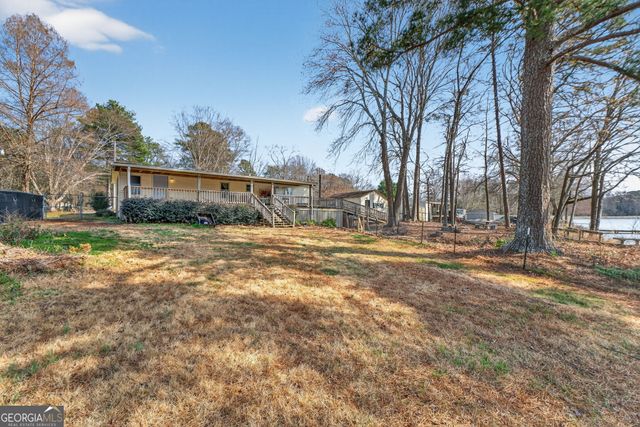 252 Lakeview Drive, Locust Grove, GA 30248