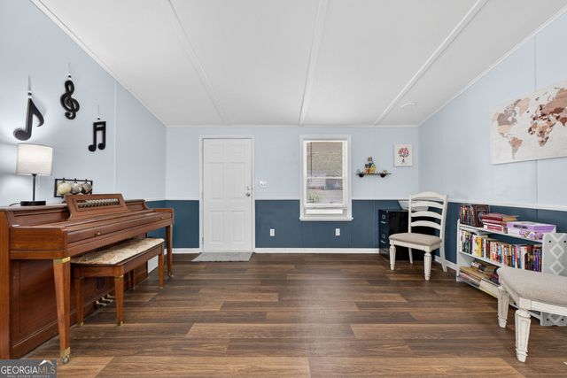 252 Lakeview Drive, Locust Grove, GA 30248