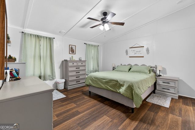 252 Lakeview Drive, Locust Grove, GA 30248