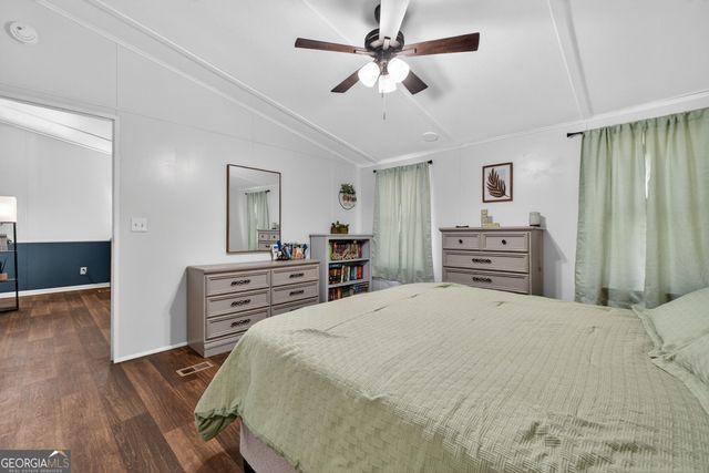 252 Lakeview Drive, Locust Grove, GA 30248