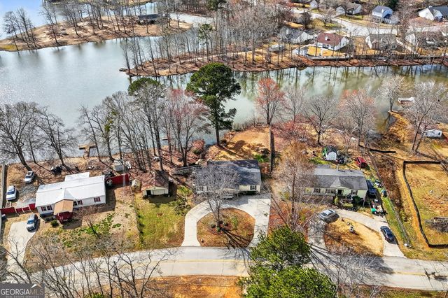 252 Lakeview Drive, Locust Grove, GA 30248