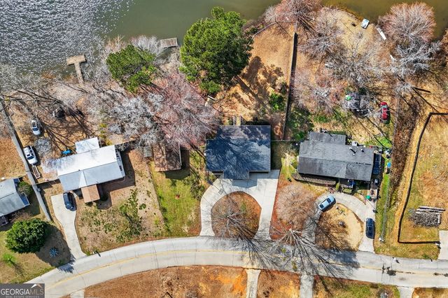 252 Lakeview Drive, Locust Grove, GA 30248