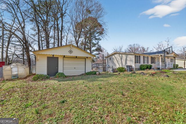 252 Lakeview Drive, Locust Grove, GA 30248