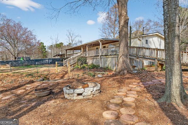 252 Lakeview Drive, Locust Grove, GA 30248