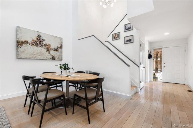 23 Waters Edge, Chappaqua, NY 10514