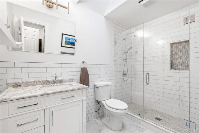 23 Waters Edge, Chappaqua, NY 10514