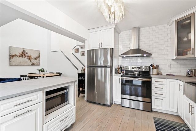 23 Waters Edge, Chappaqua, NY 10514