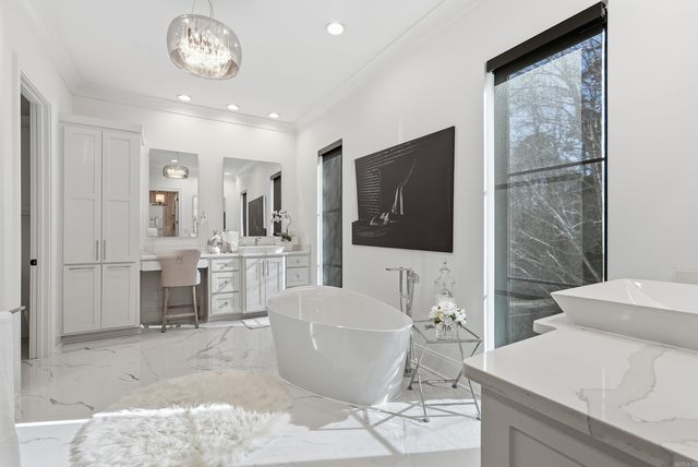 9 Bella View Drive, Little Rock, AR 72212