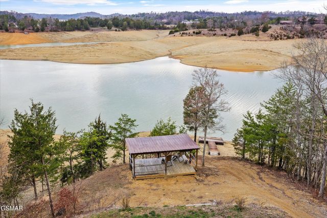 2739 Windy Cove Way, Sevierville, TN 37876