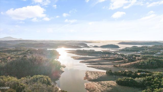 2739 Windy Cove Way, Sevierville, TN 37876