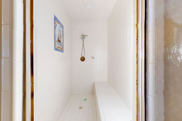 1009 S Indian River Drive, Fort Pierce, FL 34950