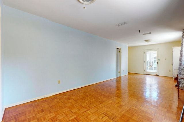 1009 S Indian River Drive, Fort Pierce, FL 34950