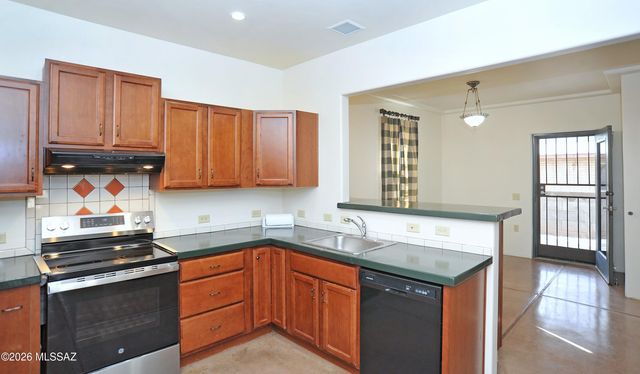 1040 E Halcyon Road, Tucson, AZ 85719