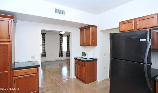 1040 E Halcyon Road, Tucson, AZ 85719